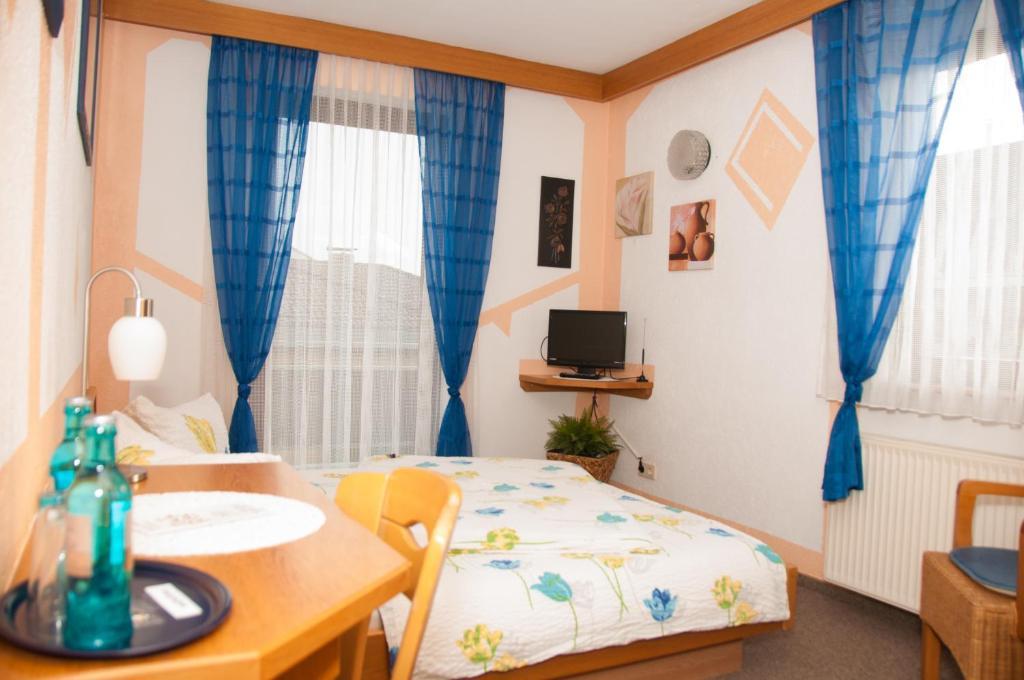 Hotel Erzhausener Hof Zewnętrze zdjęcie